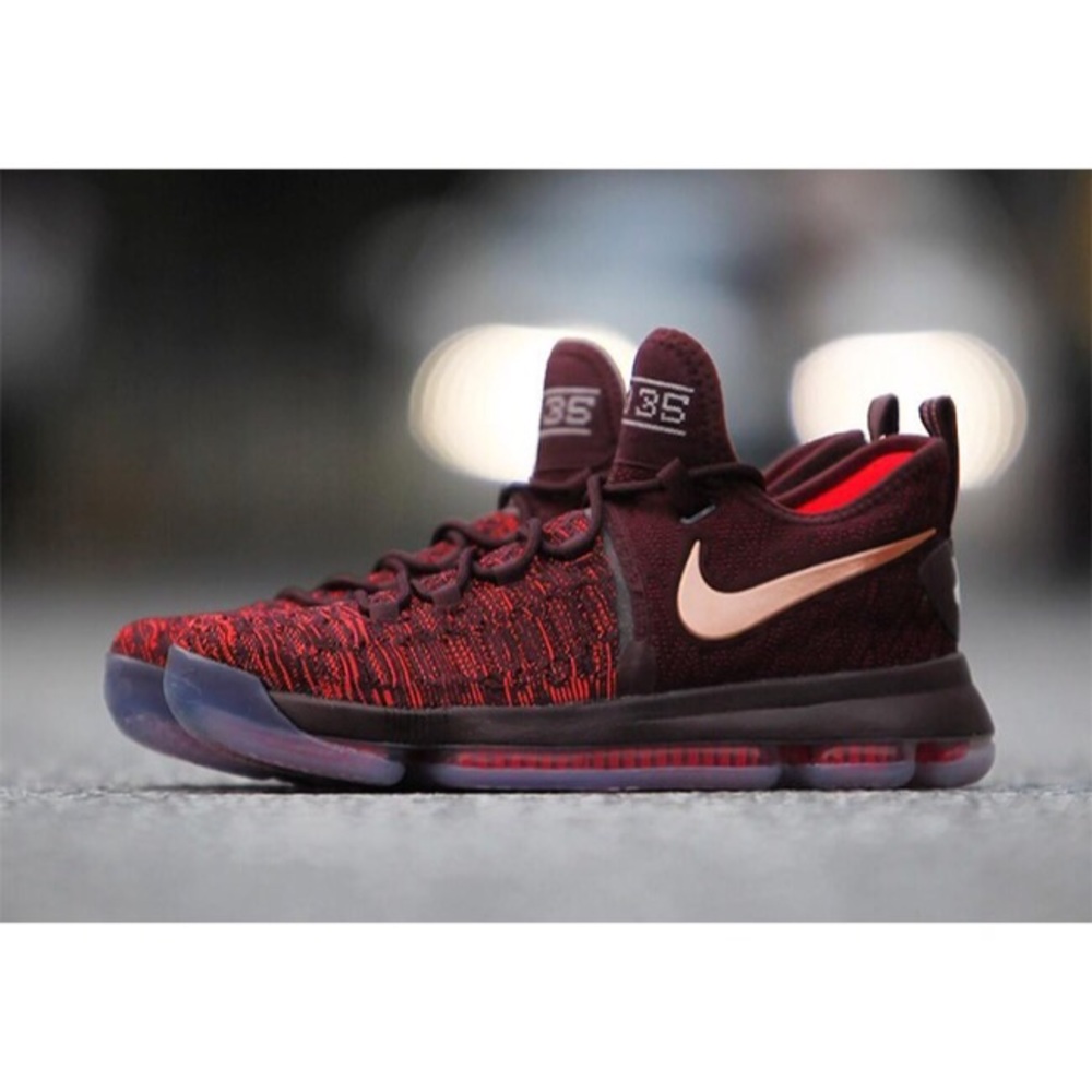 Nike KD 9 “The Sauce” Christmas Edition